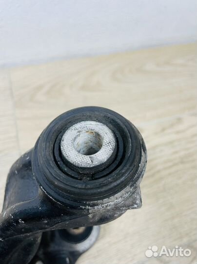 Цапфа задняя Honda Civic 4D