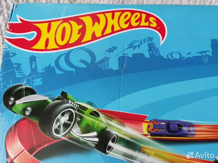 Трек и парковка для Hot Wheels