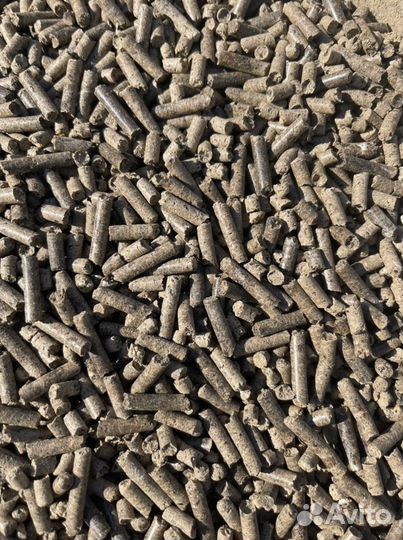 Гранулы ячменя, пшеницы, кукурузы