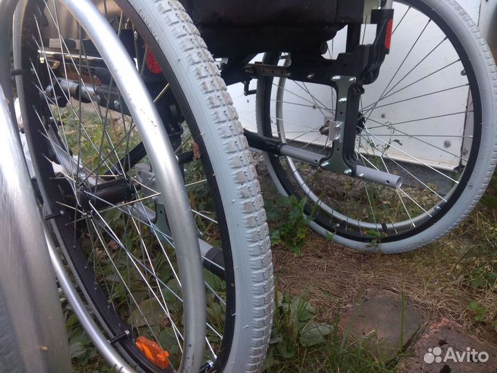 Коляска инвалидная