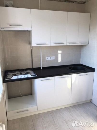 Кухня белый глянец