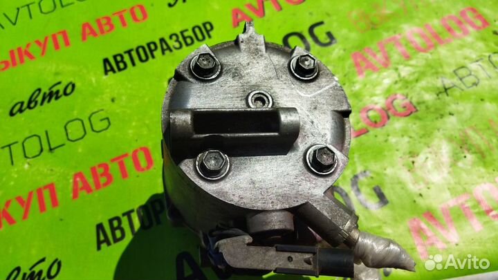 Компрессор кондиционера Mitsubishi Outlander Xl