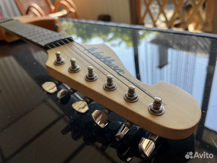 Электро гитара Washburn Nuno Bettencourt