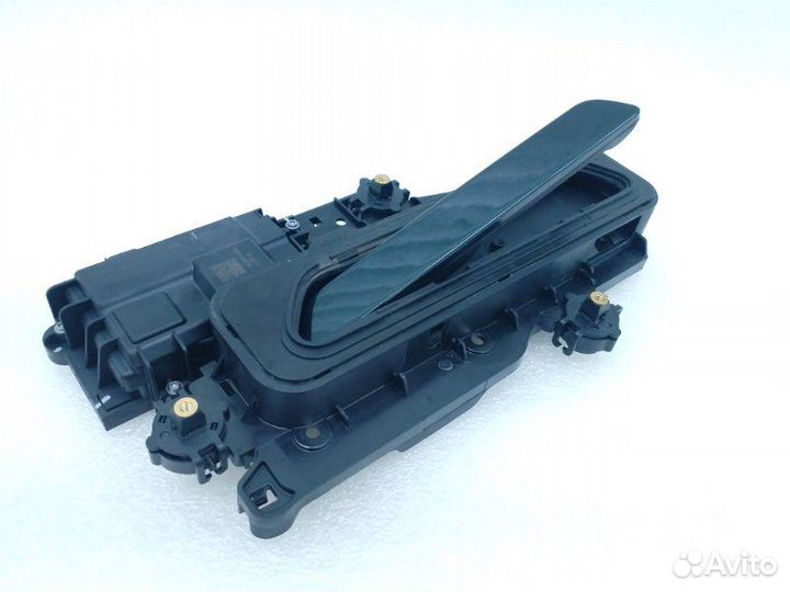 Б/У Ручка двери Состояние отличное, оригинал