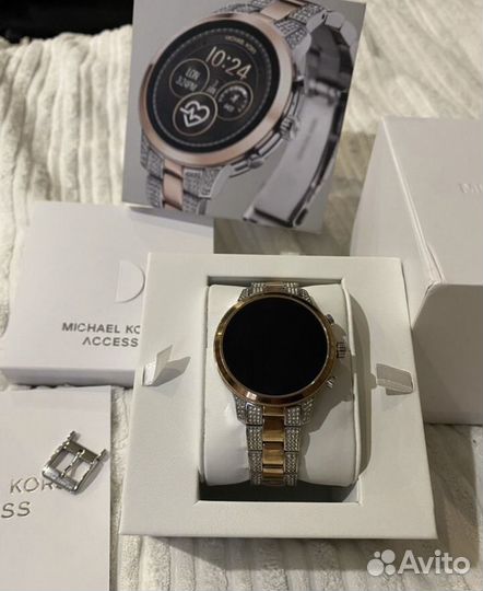 Смарт часы michael kors