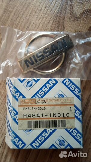 Эмблемы Nissan gold передняя и задняя новые