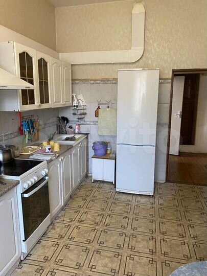 Дом 187 м² на участке 6 сот.