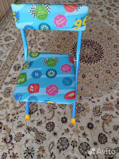 Детский стол и стул