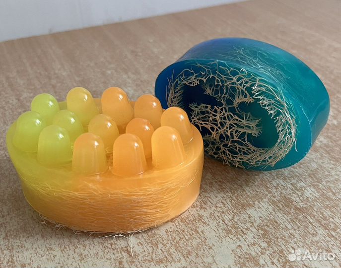 Мыло ручной работы и фигурки из гипса