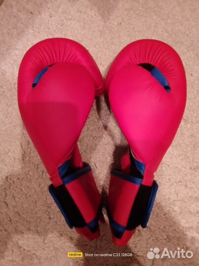 Боксерские перчатки 8 oz