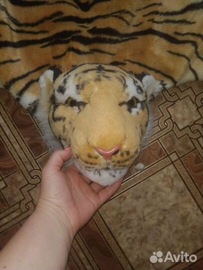 Коврик в виде тигра