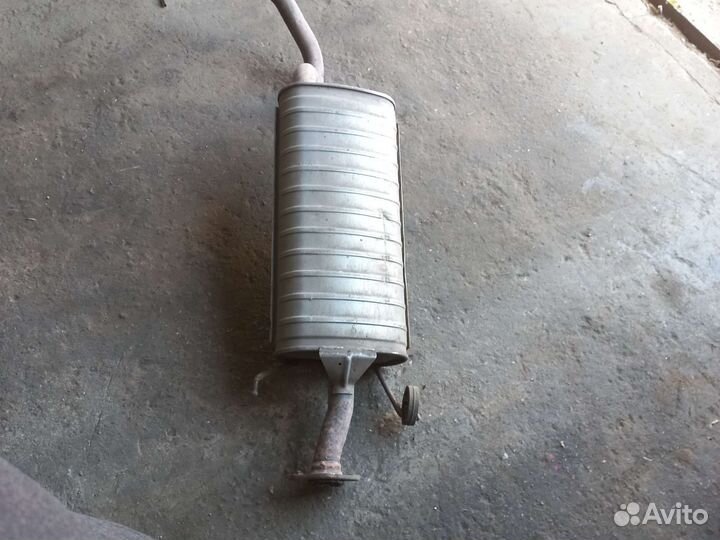 Suzuki grand vitara глушитель 2000-2005 год