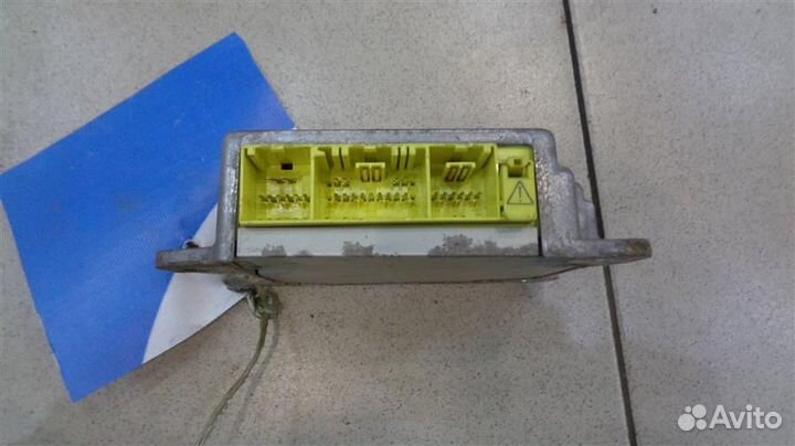 Блок управления AIR BAG Mazda MPV LW 1999-2006