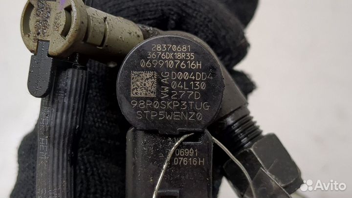 Форсунка топливная Skoda Octavia (A7), 2016