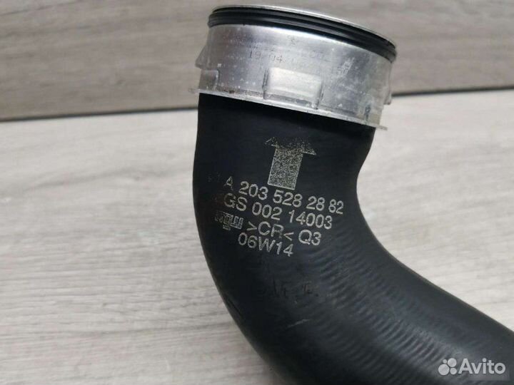 Патрубок интеркулера Mercedes C W203