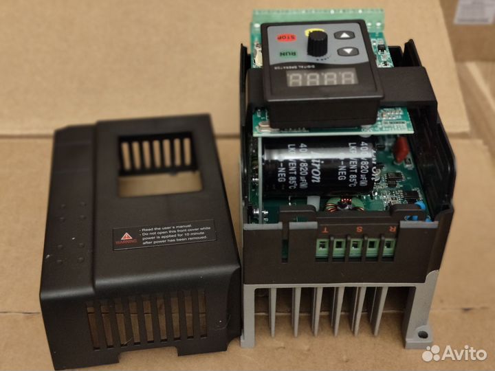 Преобразователь частоты М222Т4В-150 2.2кВт 380В