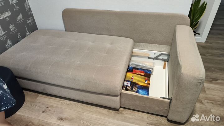 Диван прямой раскладной с ящиком