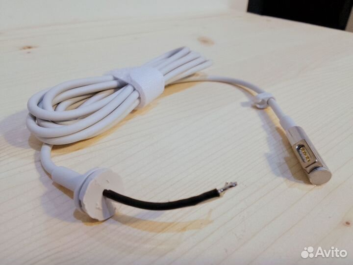 Кабель для зарядного устройства macbook pro