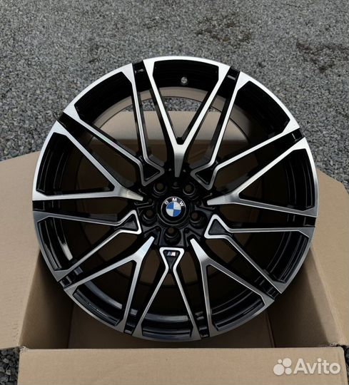 Диски R22 5x112 BMW G05 G06 818 стиль