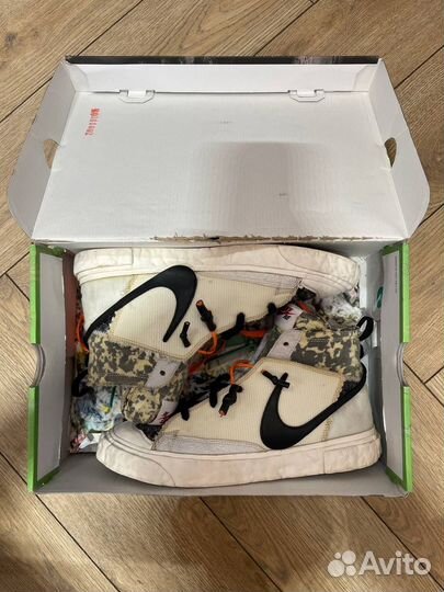 Nika Blazer Mid x Readymade