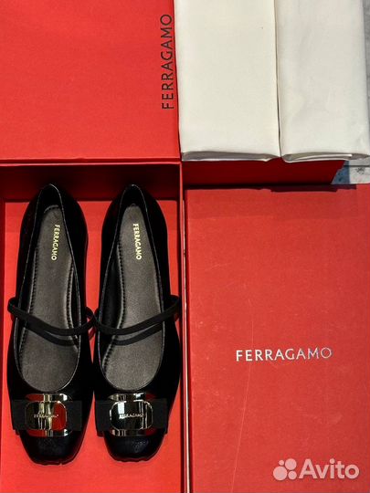 Балетки Salvatore Ferragamo New Vara премиум