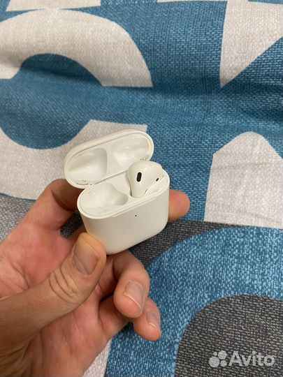 Airpods 2