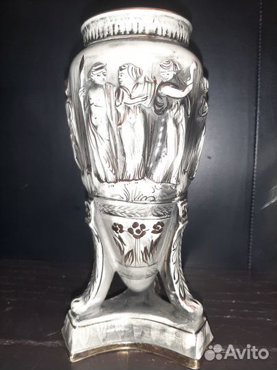 Фарфоровые вазы Португалия