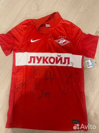 Футболка фк спартак с автографами