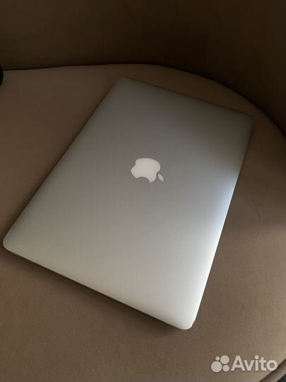 Apple MacBook Air Mid 2012
