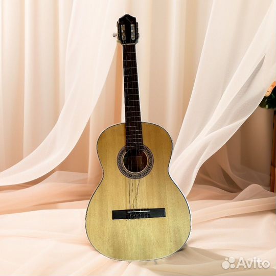 Классическая гитара strunal 4655 4/4