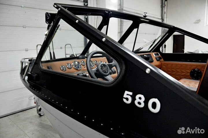 Новый водомётный катер Dragun 580 от производителя