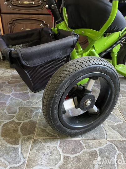 Детский велосипед с ручкой lamborghini