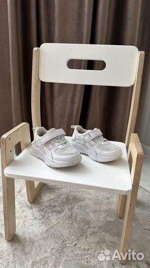 Кроссовки детские 23 размер