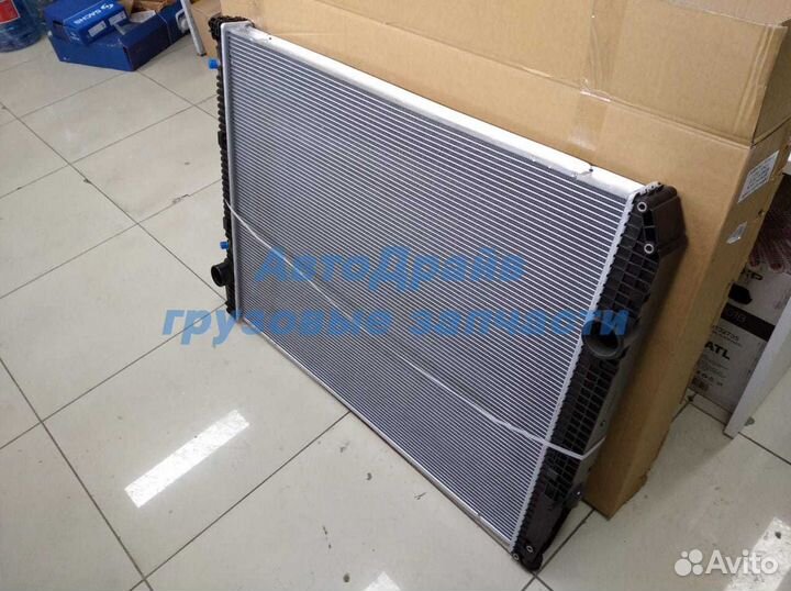 Радиатор Мерседес Актрос мп2