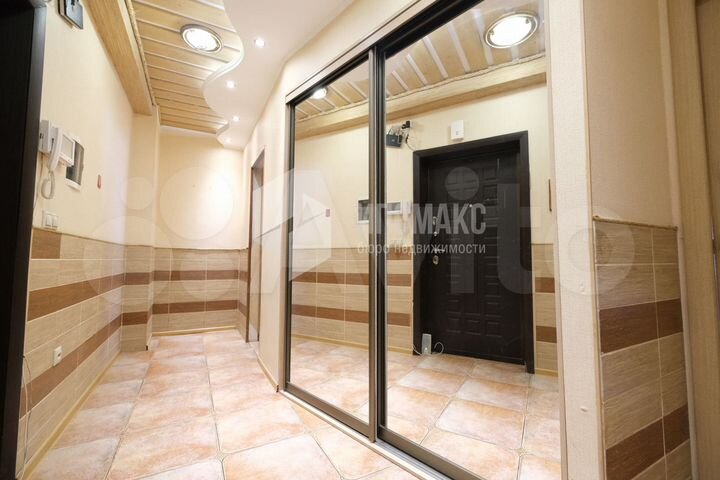 2-к. квартира, 61,8 м², 4/14 эт.