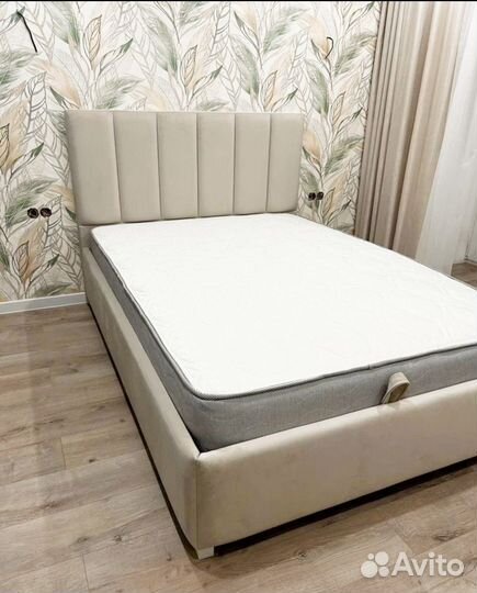 Кровать двухспальная 160 200