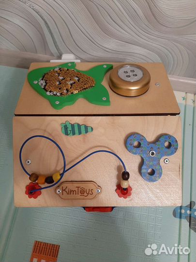 Бизиборд домик