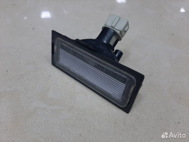 Подсветка номерного знака Jaguar X-Type X400 2.1