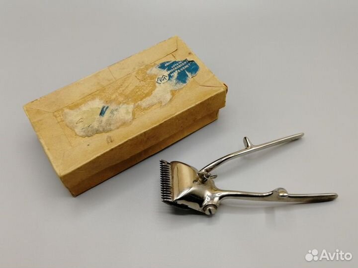 Ручная машинка для стрижки Артель / коробка