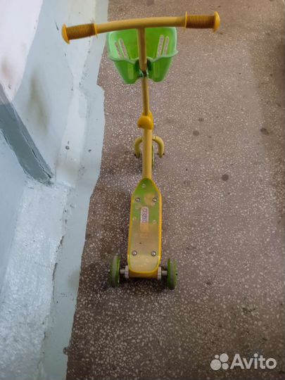 Детские трёхколёсные самокаты
