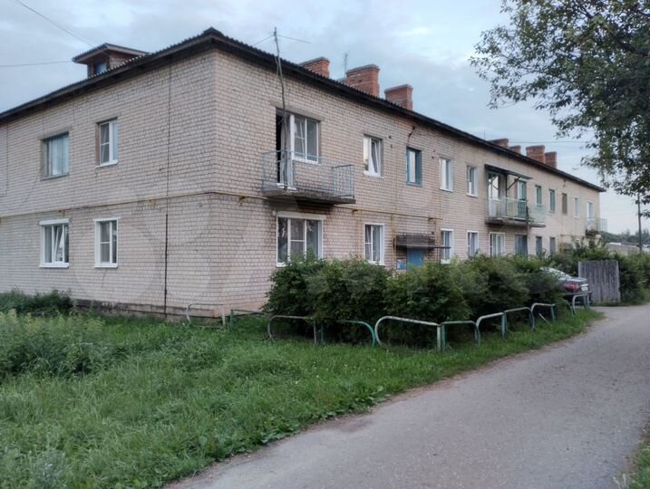 2-к. квартира, 54 м², 2/2 эт.