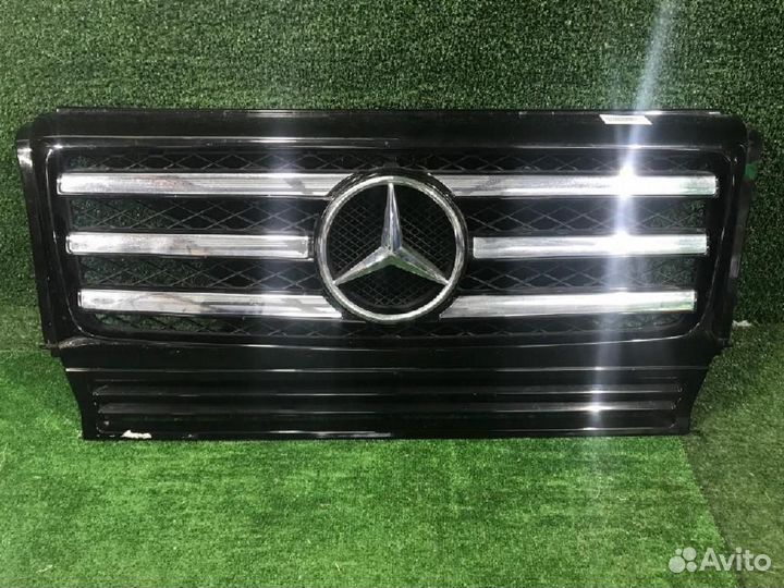 Решетка радиатора Mercedes-Benz G-Class