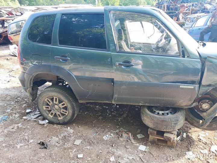 Авторазбор разбор Шевроле нива Chevrolet niva 2013