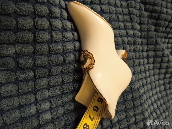 Продам фарфоровый башмачок