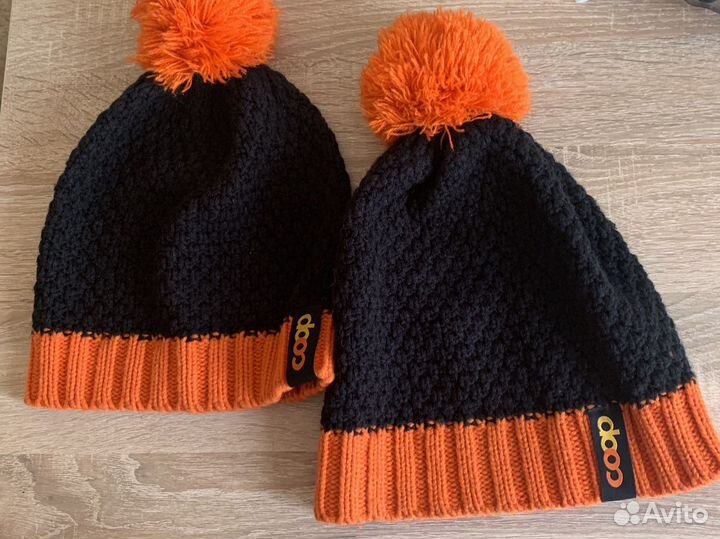 Шапка с помпоном