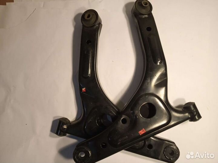 Рычаги независимой подвески колес Topran прав/лев