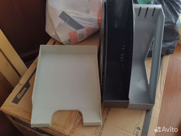 Лоток для бумаг