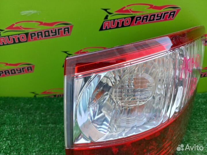 Фонарь toyota ACM21W,ACM26W ipsum 2 модель 4457