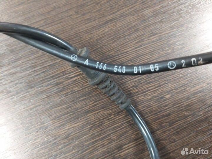 Датчик износа колодок передний правый Mercedes Gl