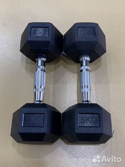 Гантели по 5 кг